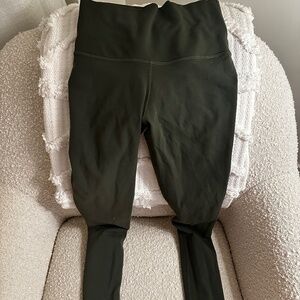 TNA Green TnAction Butter Leggings Size S